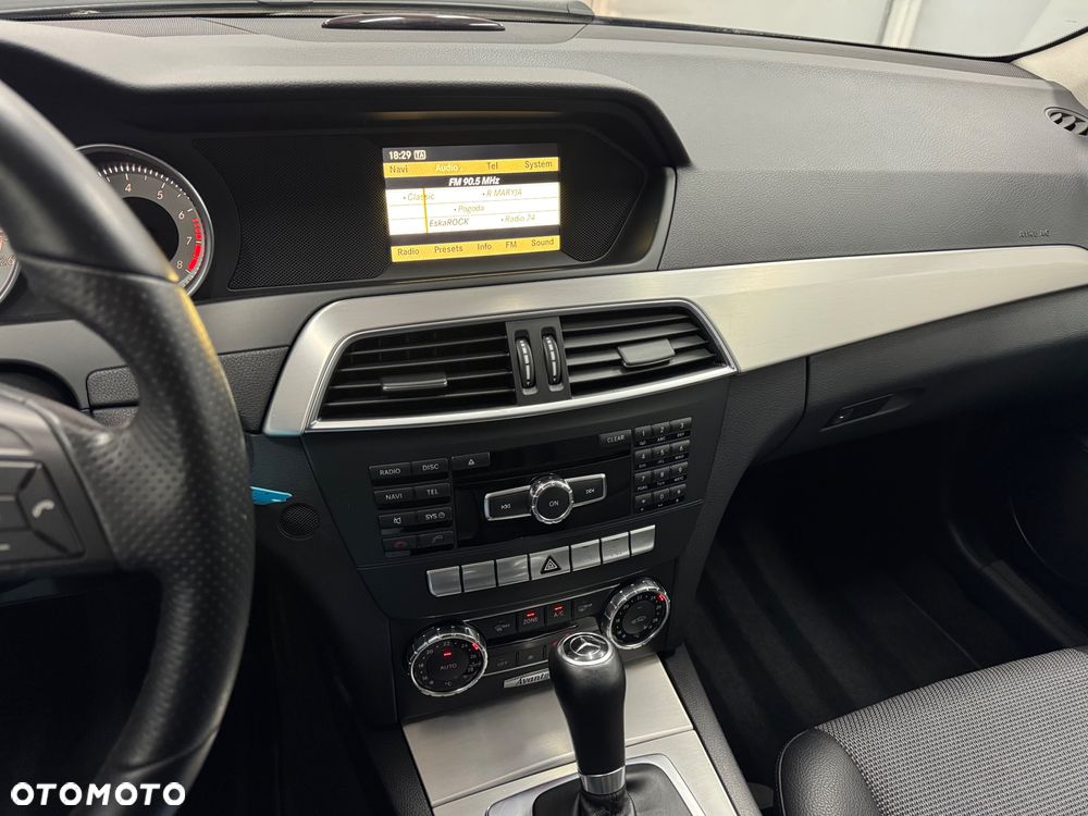 Mercedes-Benz Klasa C 180 Kompressor Automatik Avantgarde - 18