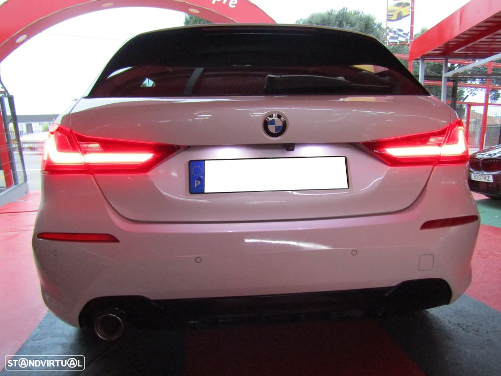 BMW 116 d Aut. Sport Line - 24