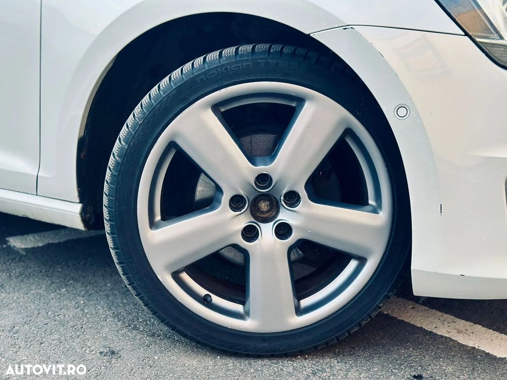 Volkswagen Golf 2.0 BlueTDI 4Motion Highline - 3