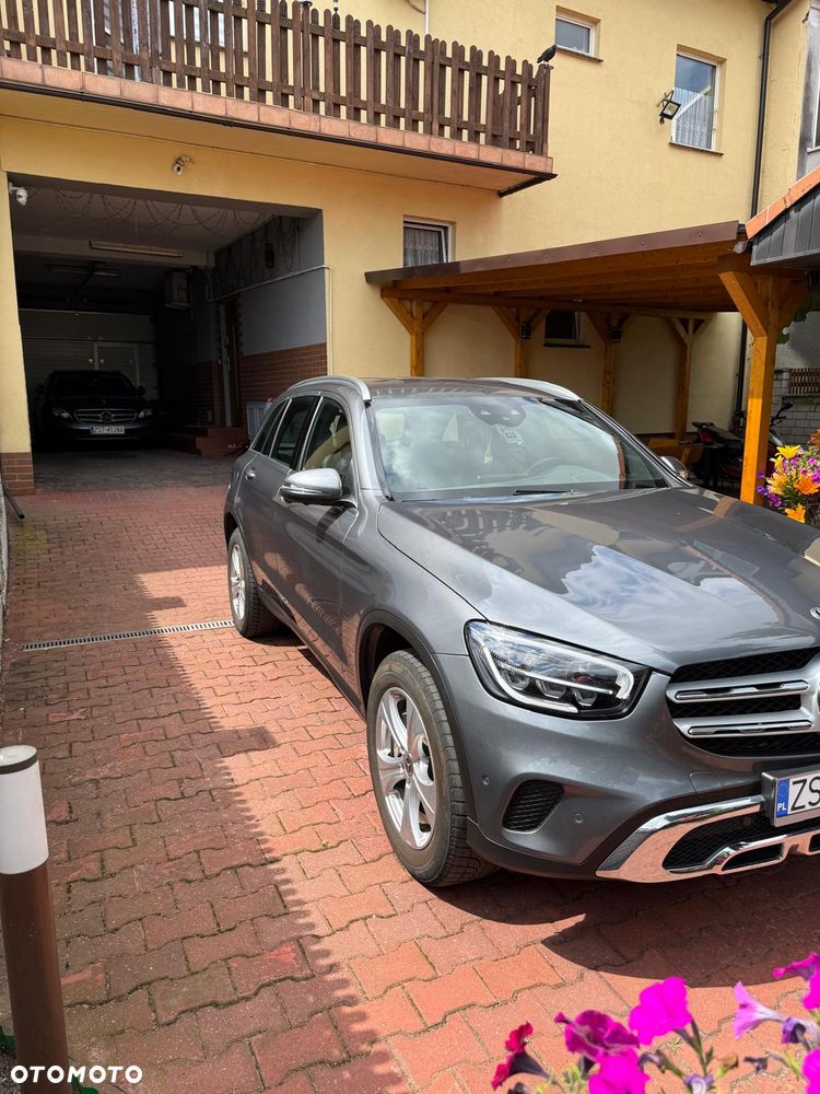 Mercedes-Benz GLC - 24
