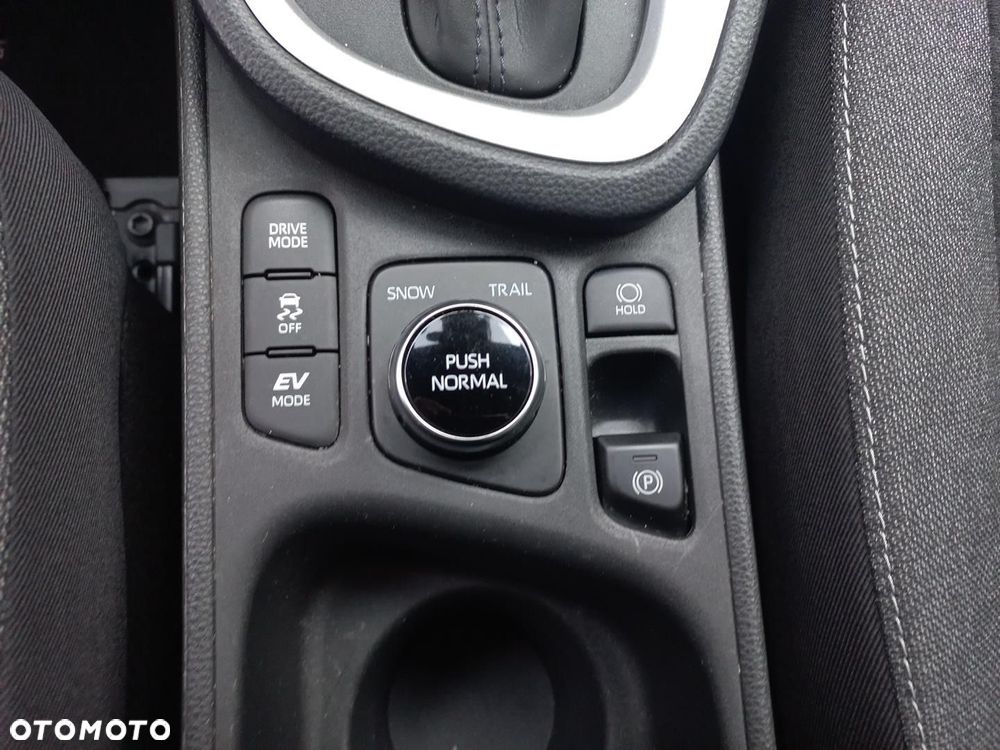 Toyota Yaris Cross Hybrid 1.5 Comfort 4x4 - 21