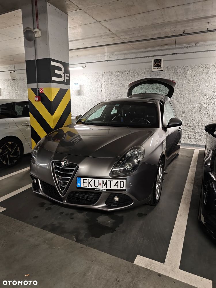 Alfa Romeo Giulietta 2.0 JTDM Distinctive - 36