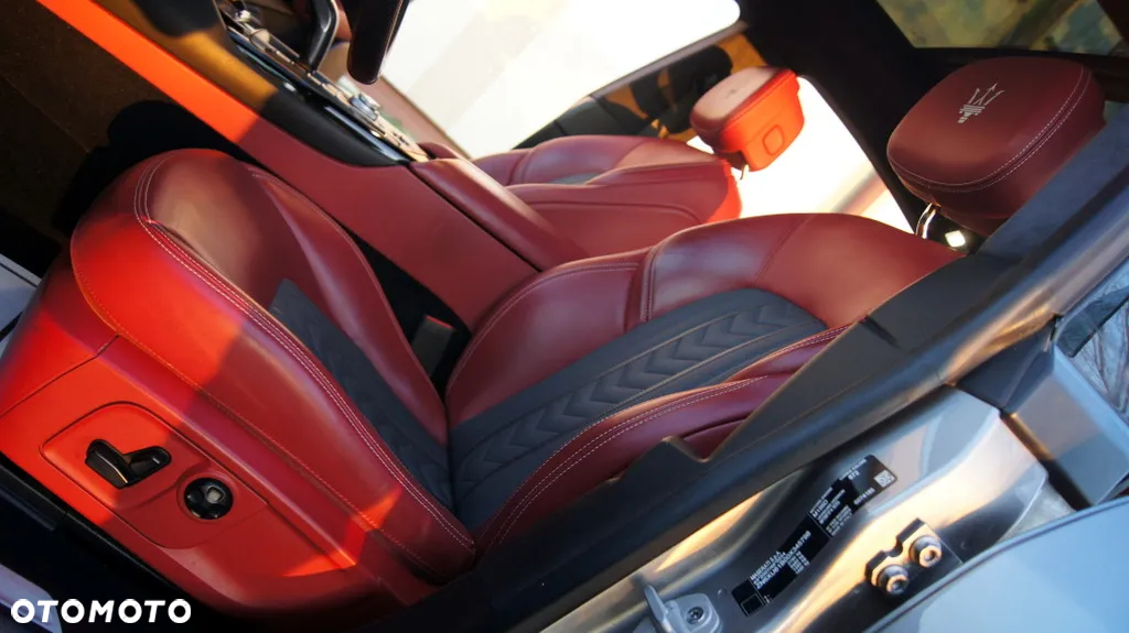 Maserati Levante Granlusso - 28