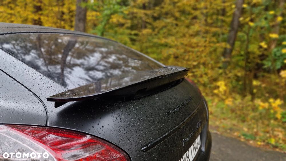 Porsche Panamera GTS - 9