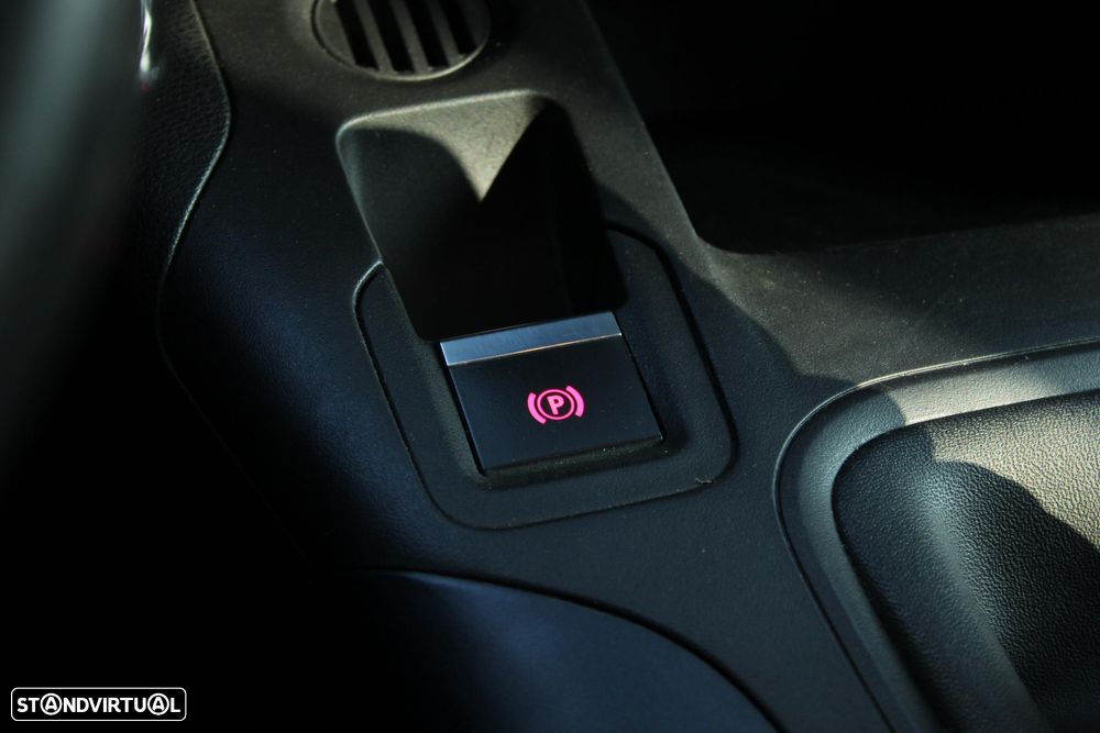 Peugeot Rifter 1.5 BlueHDi Longa Allure Pack 7L - 35