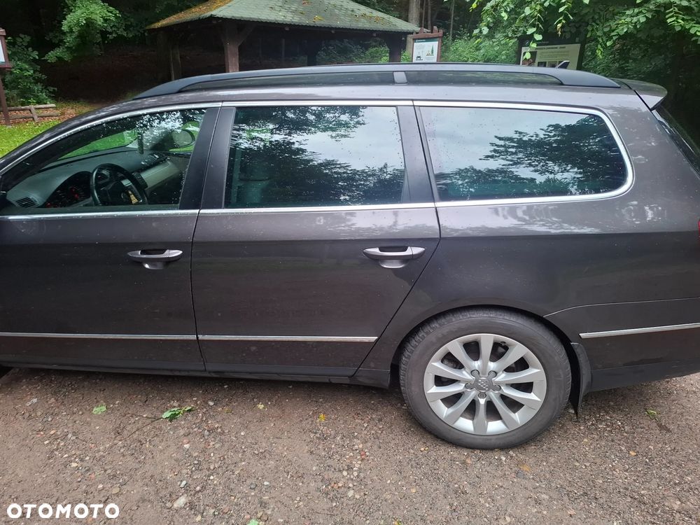 Volkswagen Passat 2.0 TDI Comfortline - 5