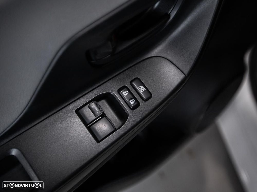 Toyota Yaris bizz 1.4 D-4D C/IVA - 10