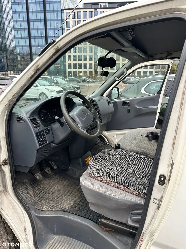 Toyota Hiace D4-D - 5