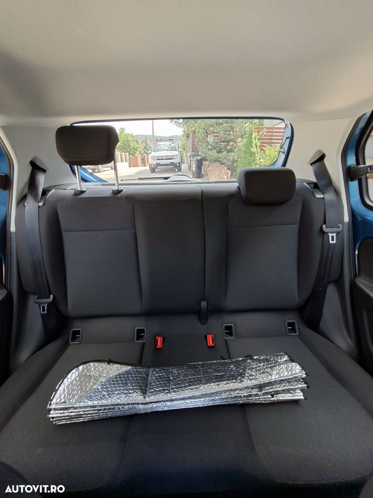 Volkswagen e-Up! - 9