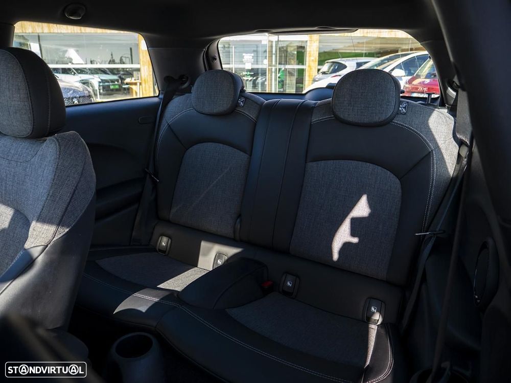 MINI 3 Portas Cooper SE - 25