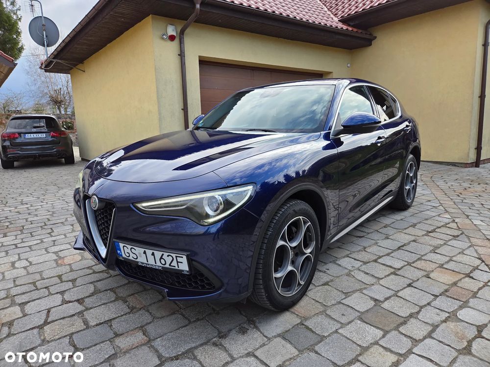 Alfa Romeo Stelvio 2.0 Turbo Q4 - 4