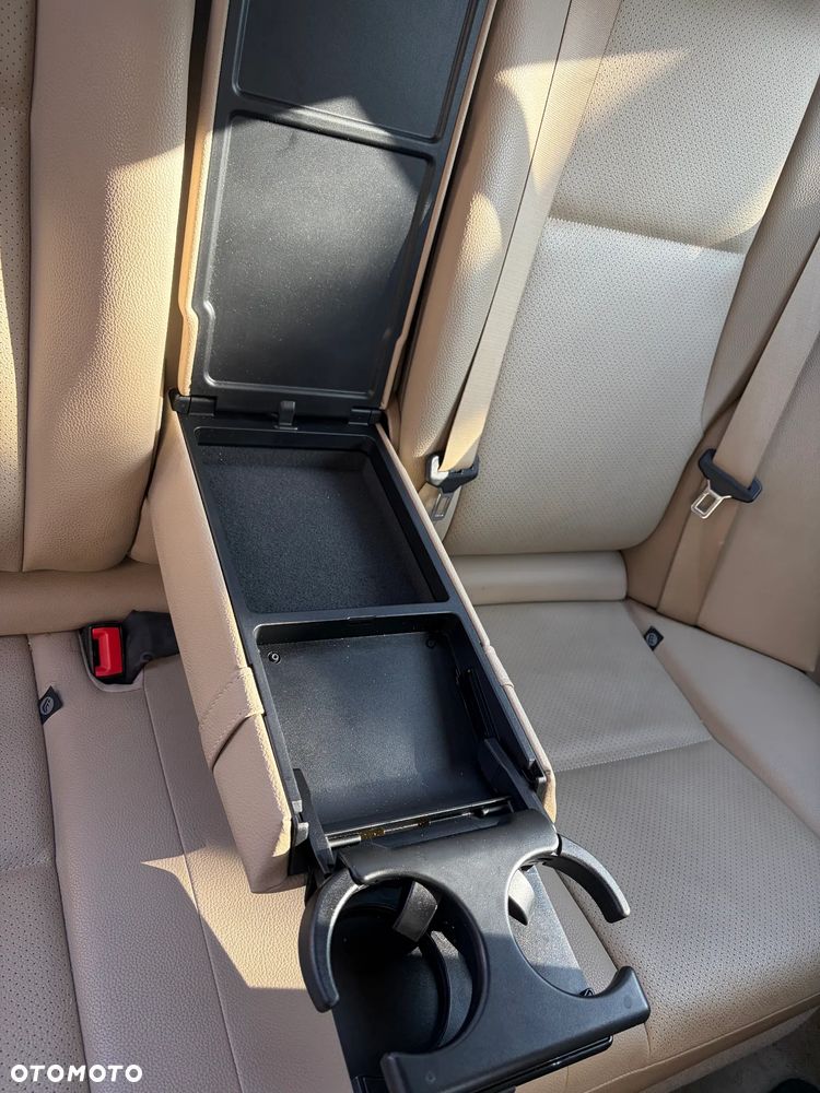 Mercedes-Benz Klasa C - 16