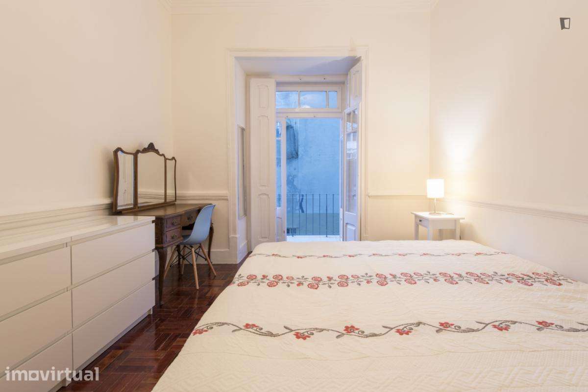 Quarto - localizado em Arroios Lisbon - Grande imagem: 5/19
