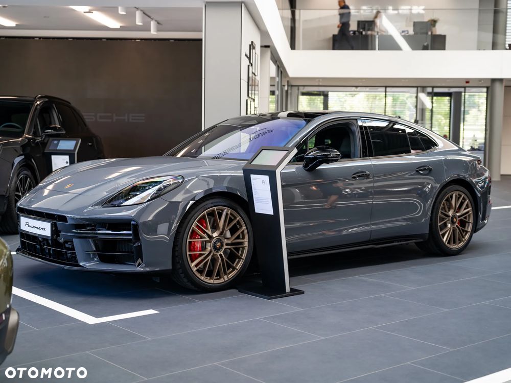 Porsche Panamera GTS - 1