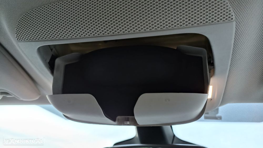 Ford S-Max 2.0 TDCi Titanium - 18