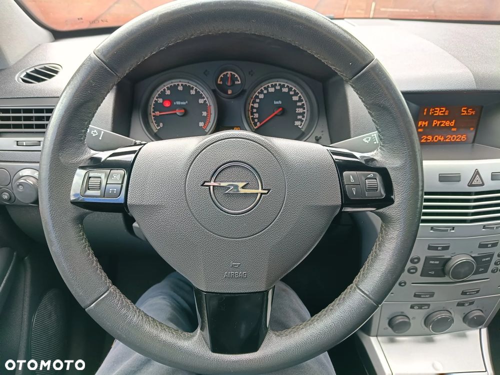 Opel Astra - 26