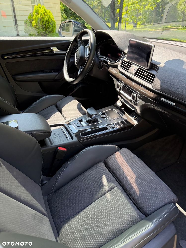 Audi Q5 55 TFSIe quattro S tronic S line - 20