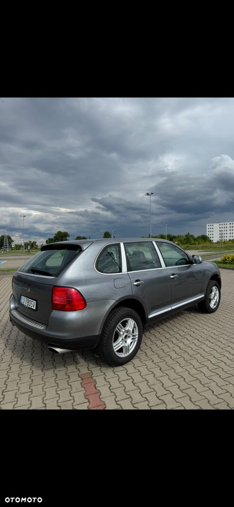 Porsche Cayenne - 3