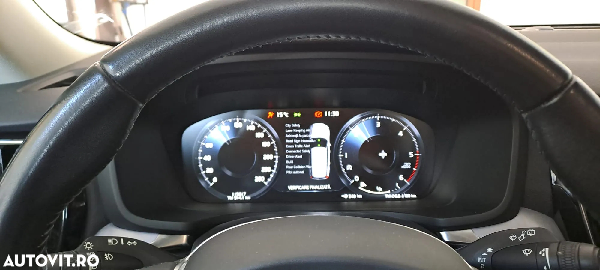 Volvo V60 D3 Momentum - 8