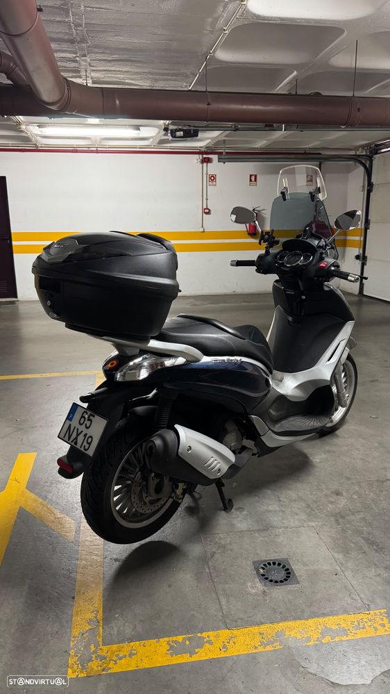 Piaggio Beverly - 3