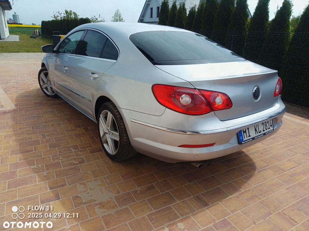 Volkswagen Passat - 6