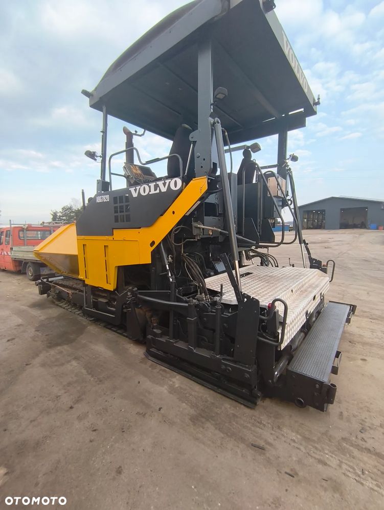 Volvo TITAN 7820 - 6