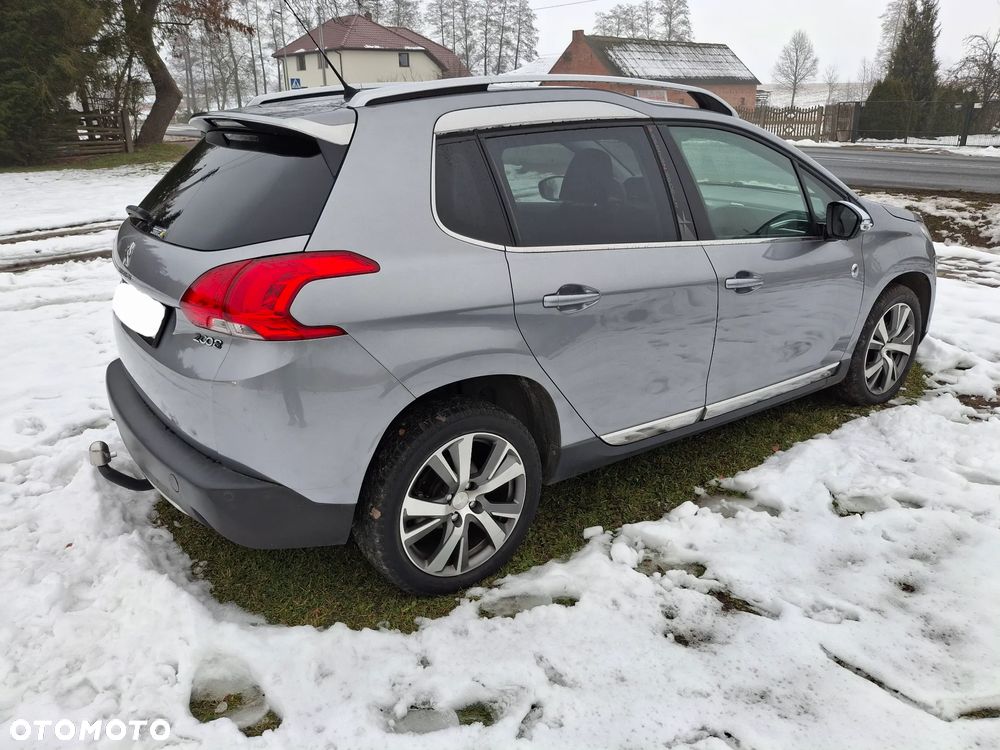 Peugeot 2008 1.6 e-HDi Allure S&S - 2