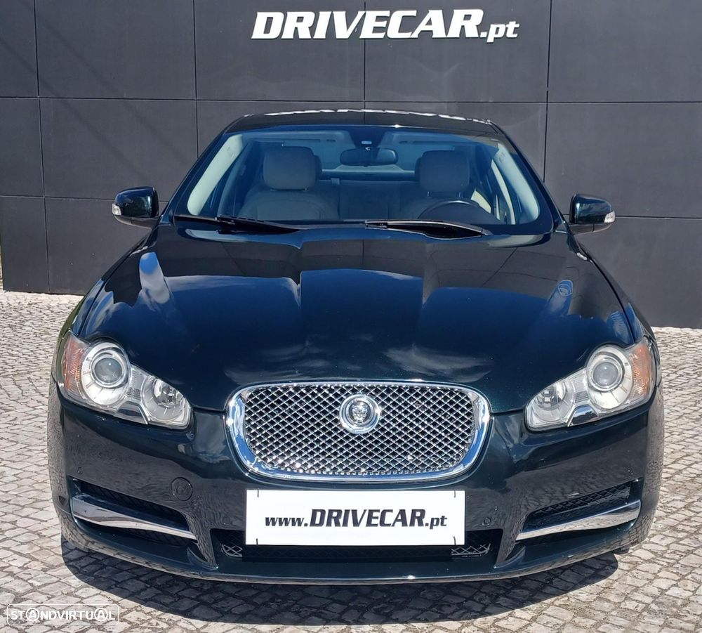 Jaguar XF 2.7 D V6 Premium Luxury - 5