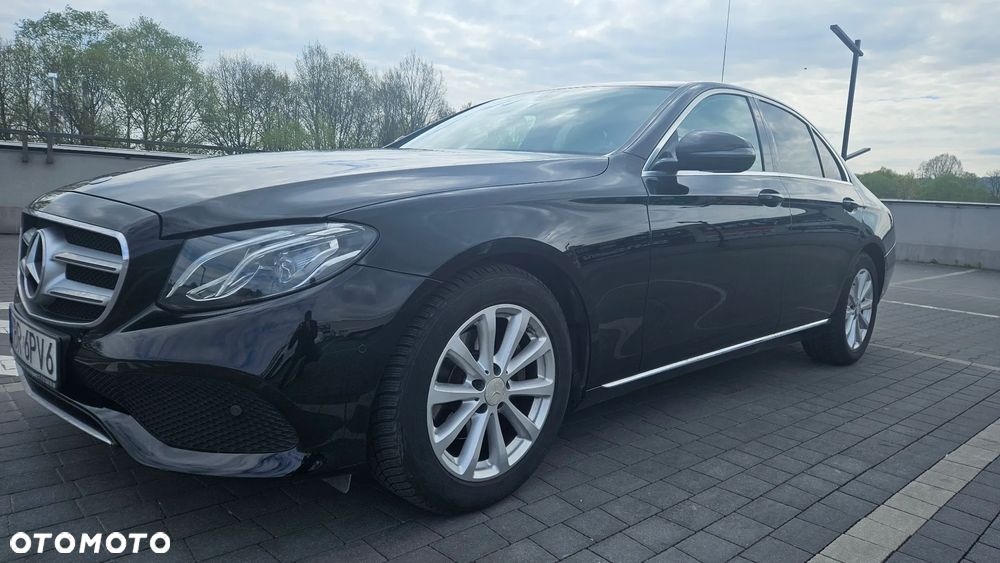Mercedes-Benz Klasa E 220 d 9G-TRONIC - 5