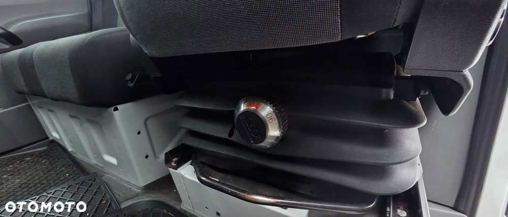 Volkswagen CRAFTER MAXI LONG KLIMATYZACJA - 36