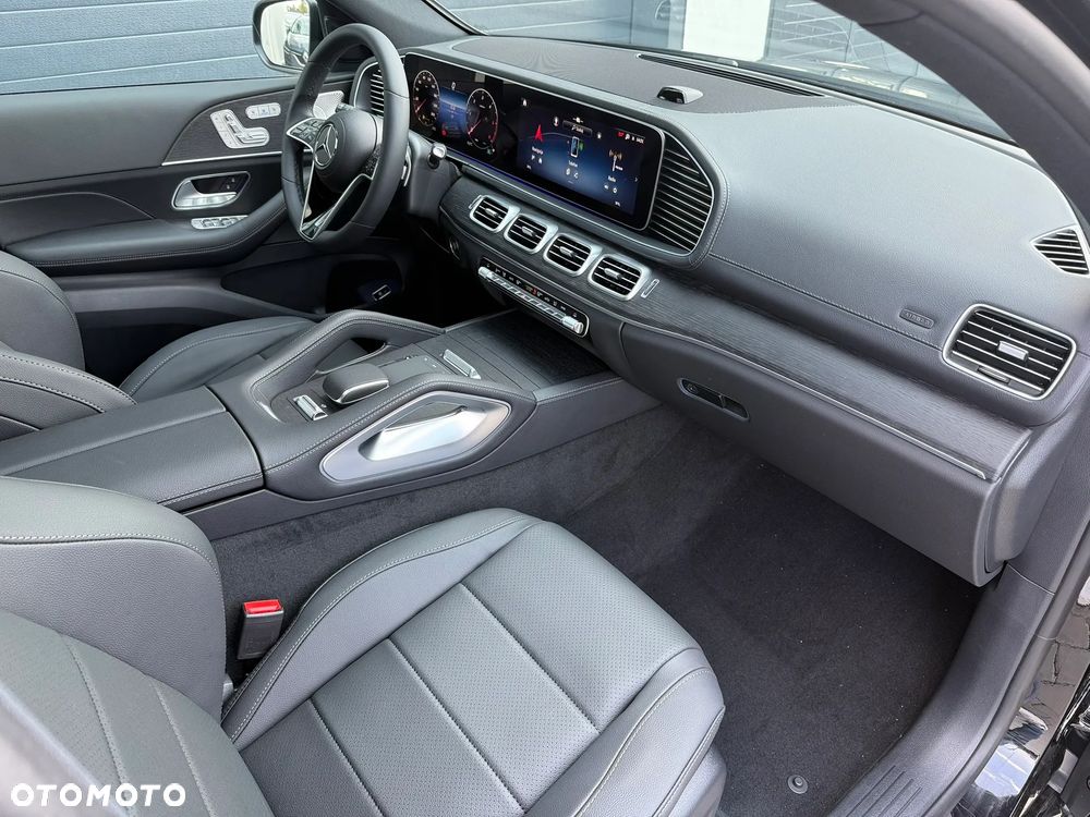 Mercedes-Benz GLE - 26