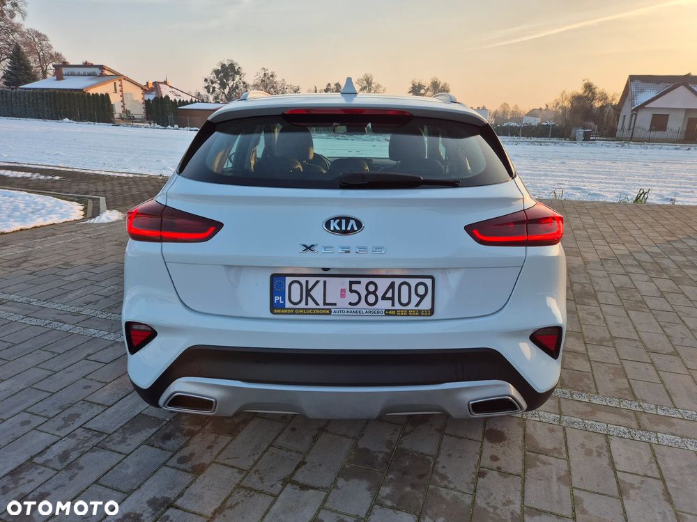 Kia XCeed - 27