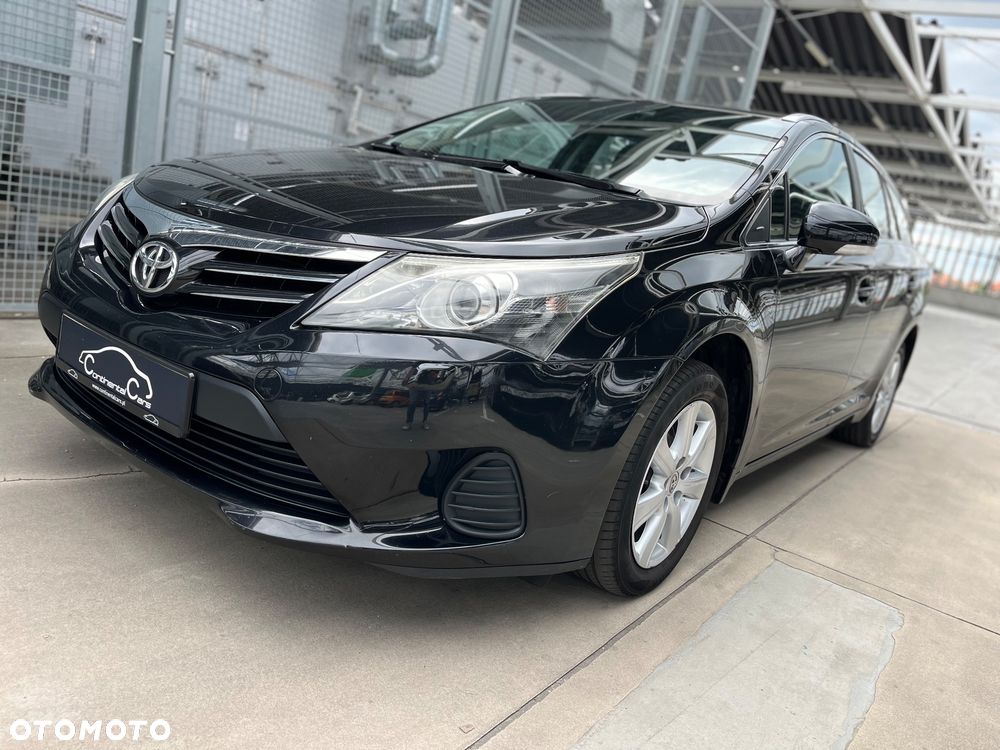 Toyota Avensis 1.6 Comfort - 10