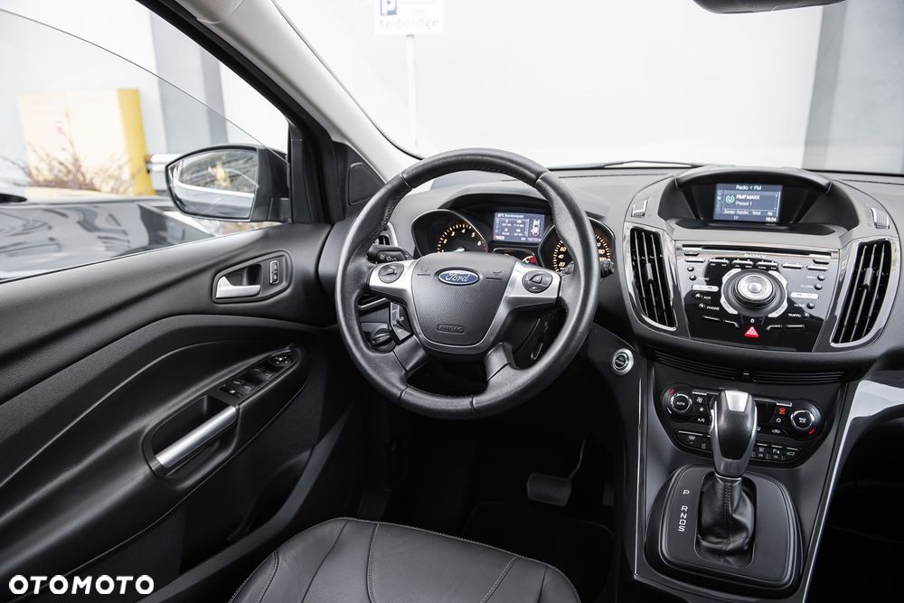 Ford Kuga - 30