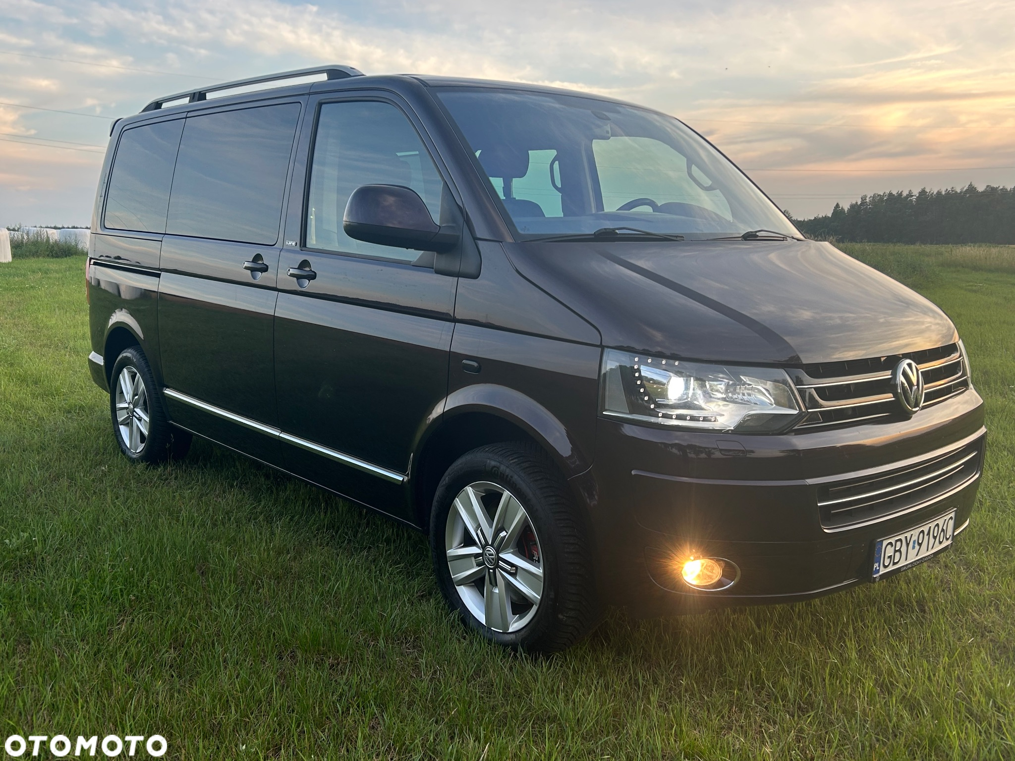 Volkswagen Multivan - 5