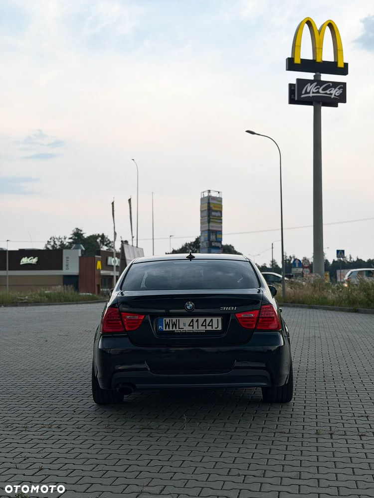 BMW Seria 3 318i Edition Sport - 19