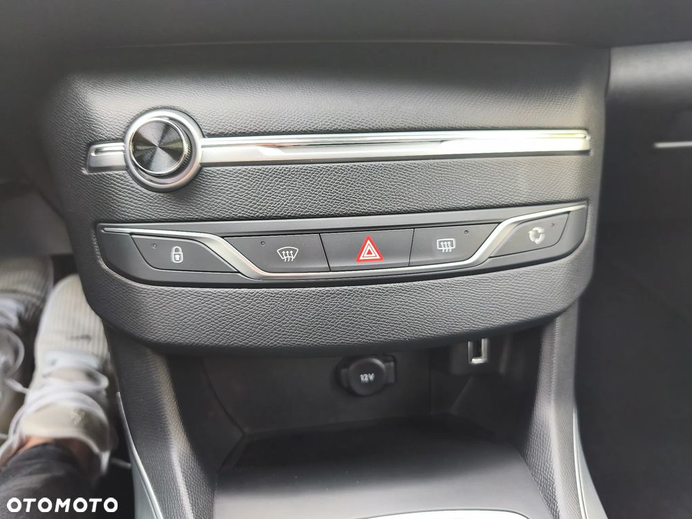 Peugeot 308 BlueHDi FAP 100 Stop & Start Active Pack - 27