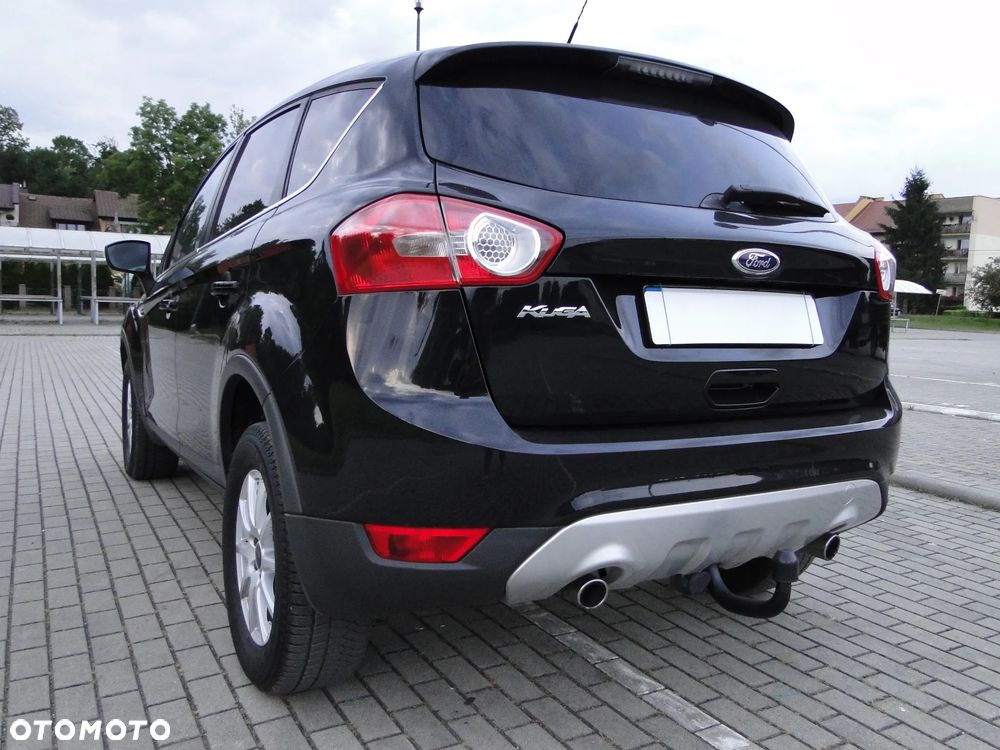 Ford Kuga 2.0 TDCi 4x4 Titanium - 4