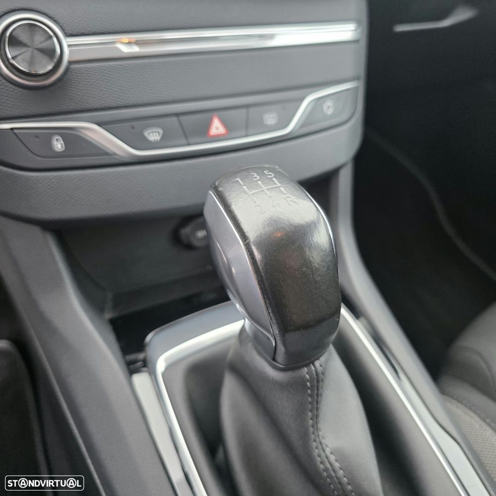 Peugeot 308 1.6 BlueHDi Style - 26