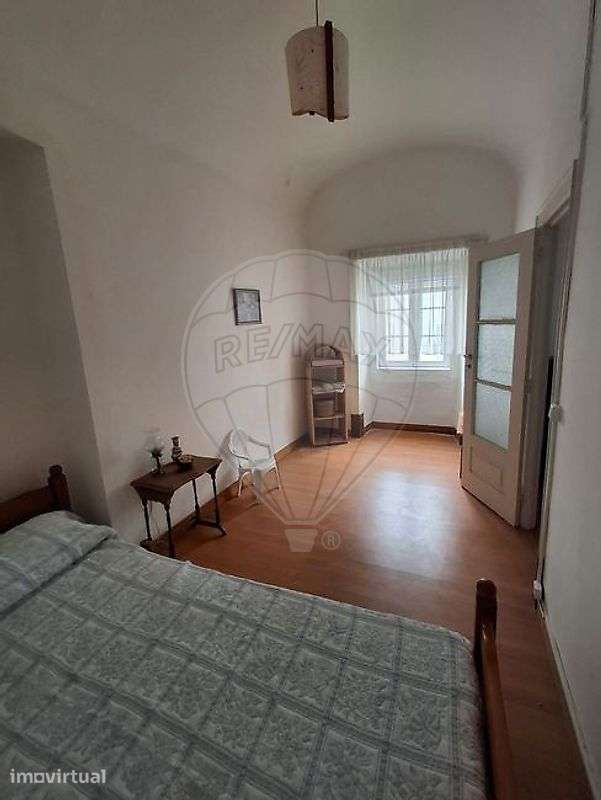 Moradia T2 para venda - Grande imagem: 2/9
