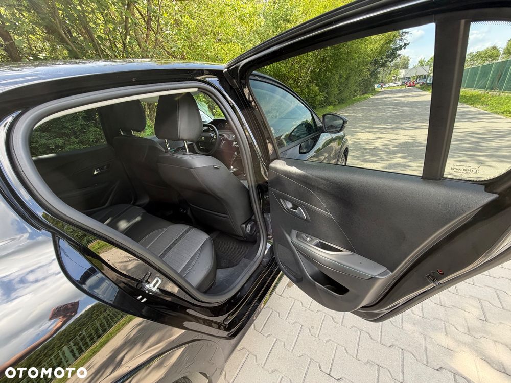 Peugeot 208 Allure - 28