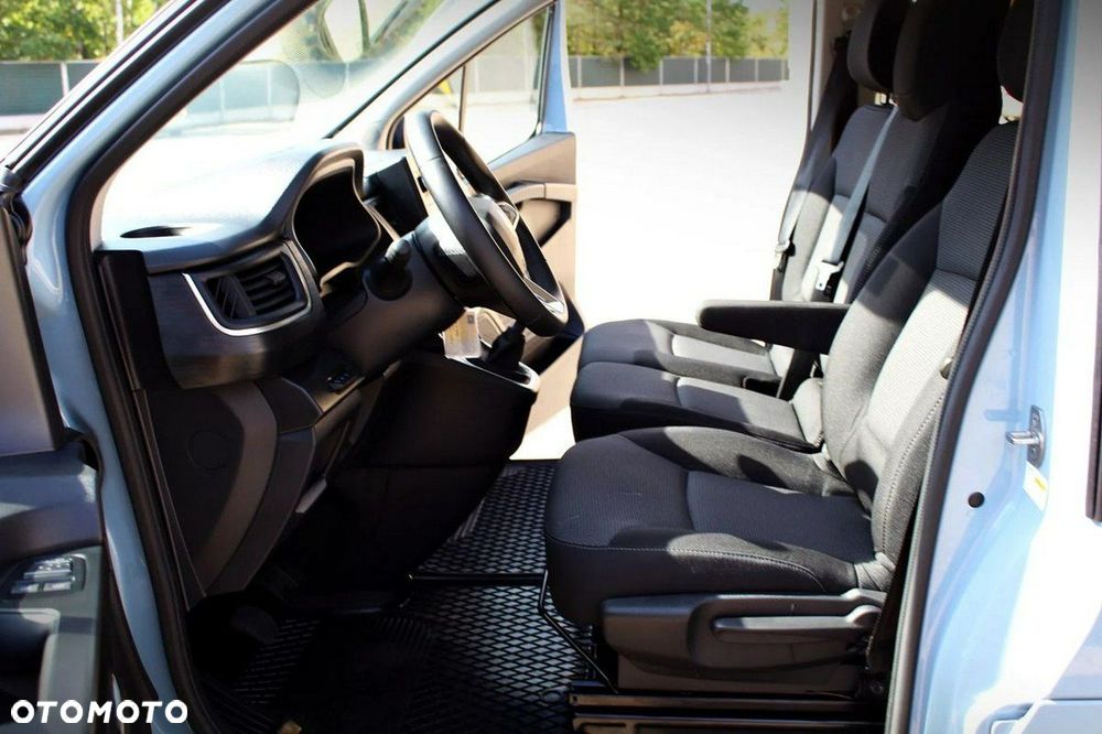 Renault Trafic - 23