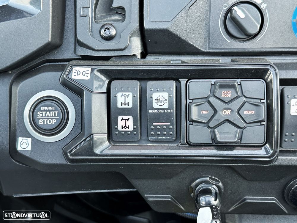 Can-Am Traxter MAX XU HD10 T ABS - 20