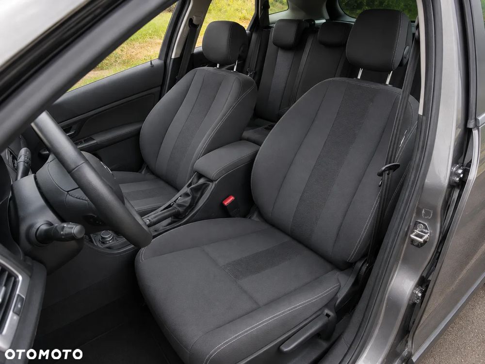 Renault Megane TCe 180 Luxe - 16