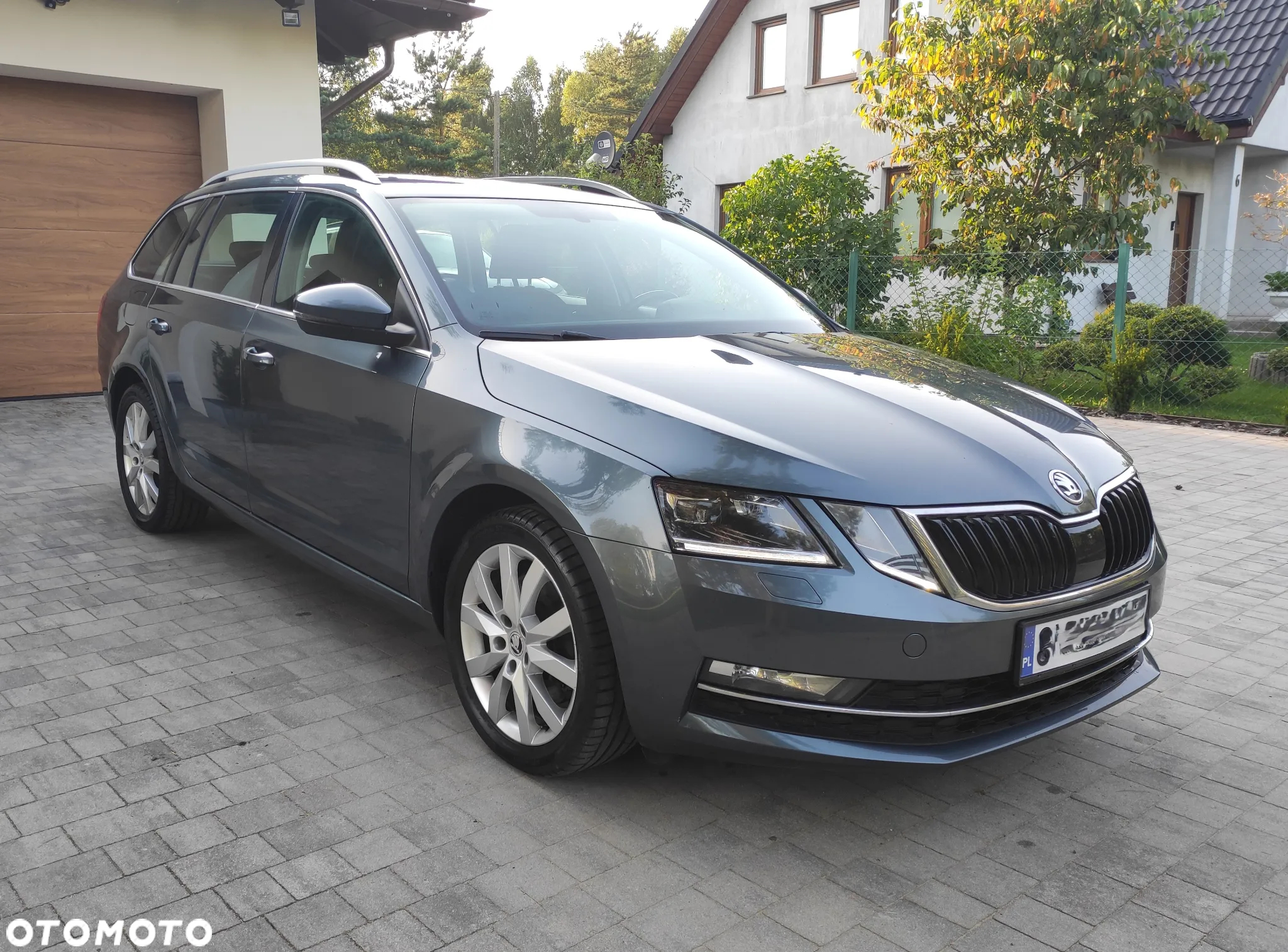 Skoda Octavia Combi 1.8 TSI DSG Style - 2