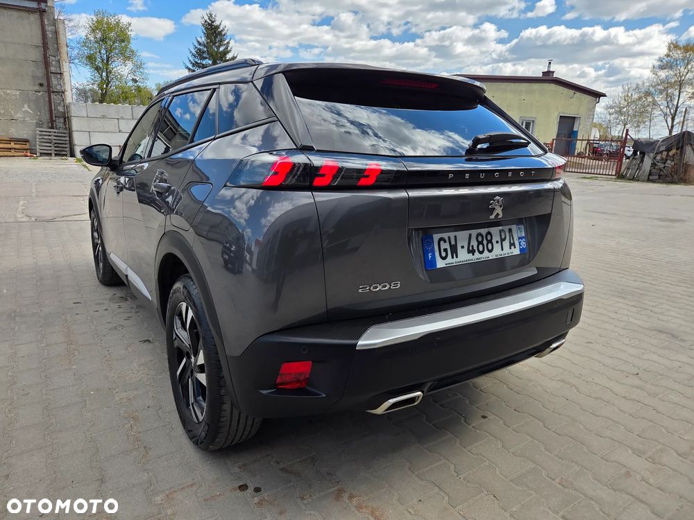 Peugeot 2008 PureTech 130 EAT8 Allure - 8