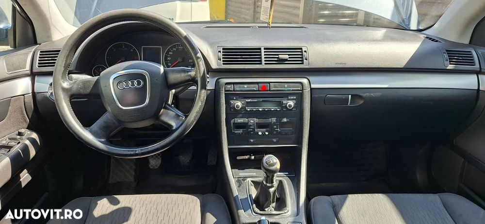Audi A4 Limuzina - 10