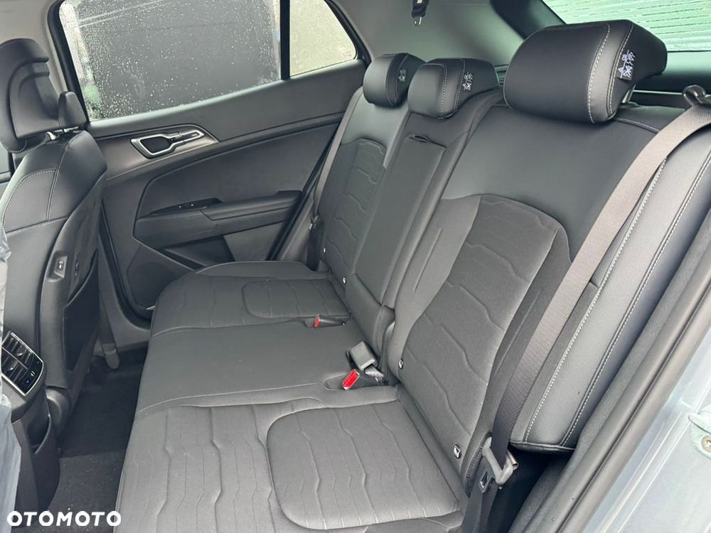 Kia Sportage 1.6 T-GDI HEV L 2WD - 22