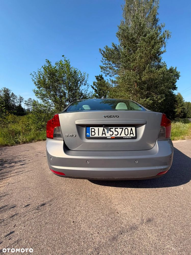 Volvo S40 1.6 - 6