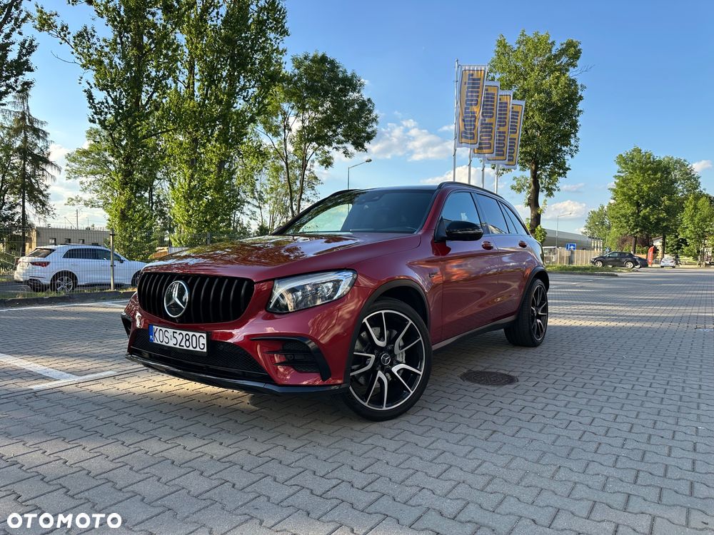 Mercedes-Benz GLC - 1